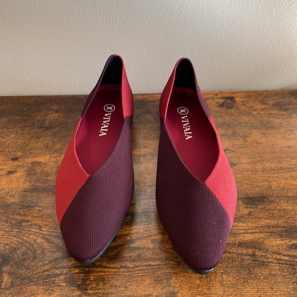 New Viviana Pointed Red Flats